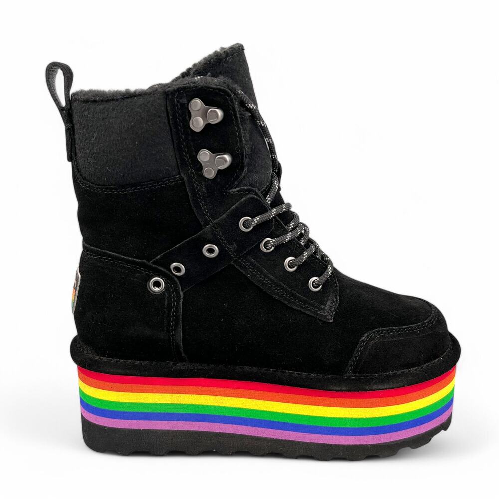 Bearpaw Retro Alicia Boots Black with Rainbow Platform Women's 8 M